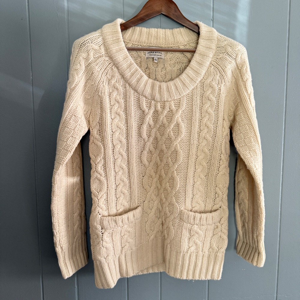 LL Bean Womens M Ivory Shetland Wool Fisherman Cable Knit Sweater Scoop Neck